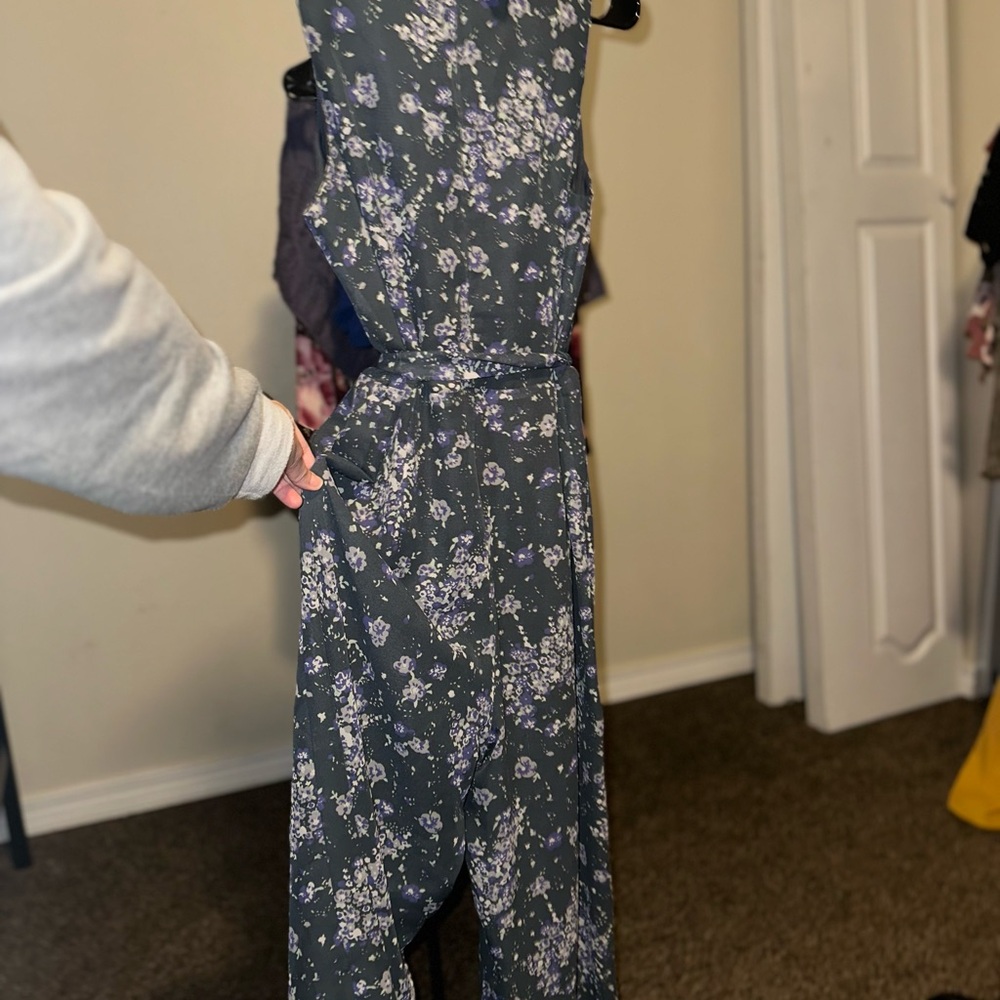 LOFT Outlet Petite Floral Sleeveless Ruffle Jumpsuit (10P) - Picture 5 of 8